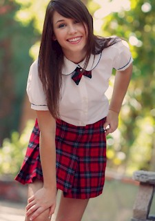 Hot schoolgirl Marissa May