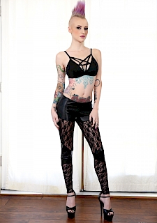 Punk Rocker Pornstar Solo Pictures