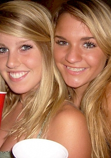 Drunk Amateur Babes Hot Party Time