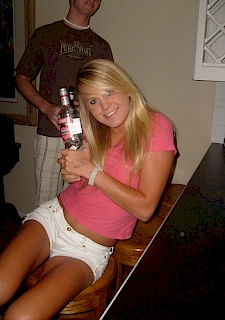 Drunk Amateur Babes Hot Party Time