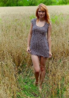 Mia Sollis - Legona