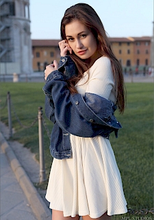 Mila In Postcard From Pisa