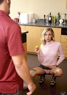 Blonde Teen Haley Reed Sucking