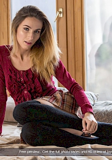 Cara Mell Plays With Herself