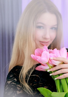 Russian starlet Genevieve Gandi