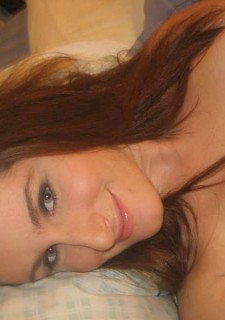 girl with natural tits