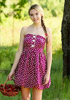 MPL Studios Presents pretty girl Aspen