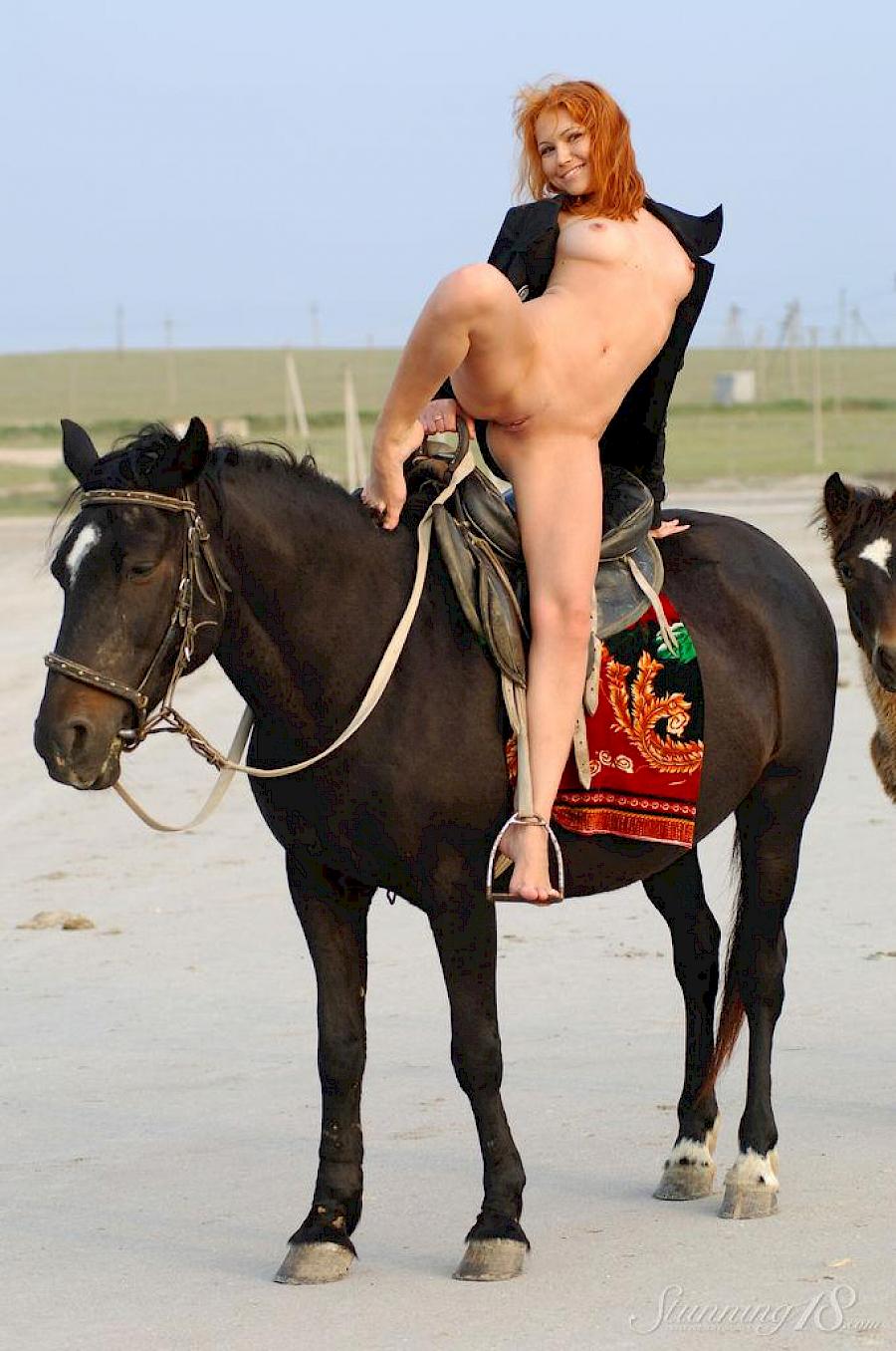 horse riding nude 